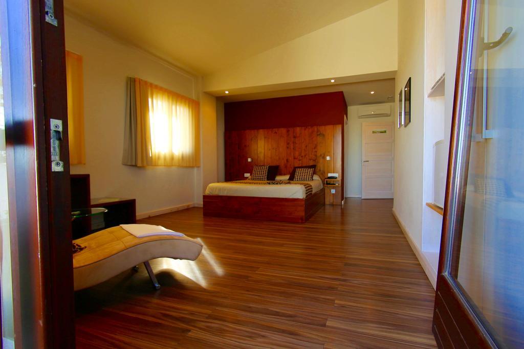Hotel Mas Prades デルテブレ エクステリア 写真